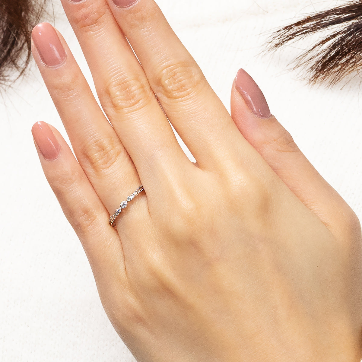 ダイヤモンドリング 3石 0.04ct ミル打ち K10WG ホワイトゴールド