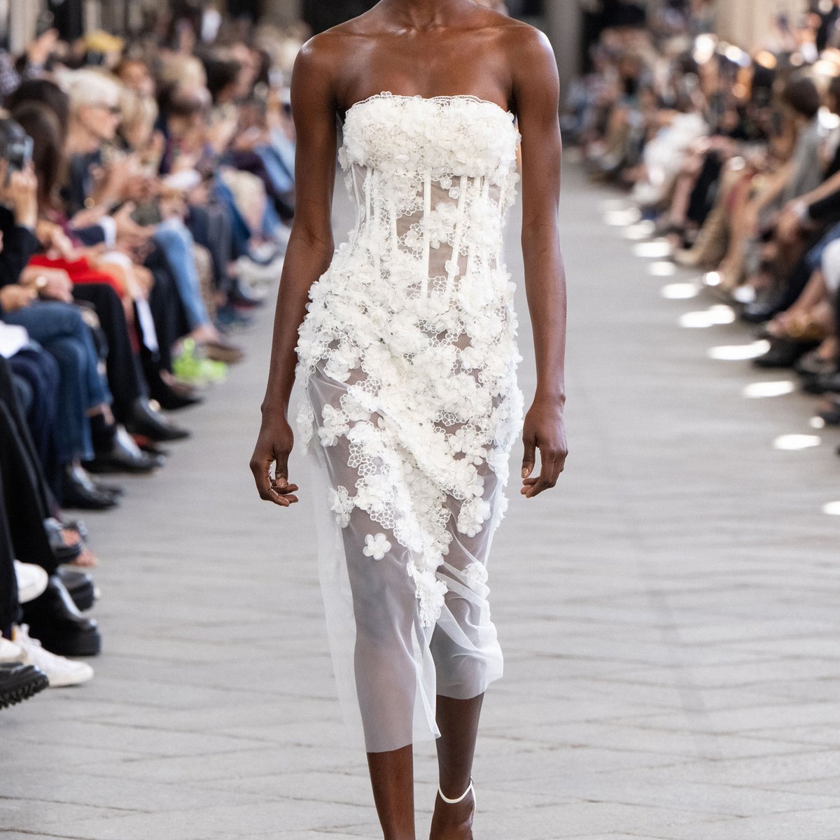 ERMANNOSCERVINO-24SS-001top.jpg