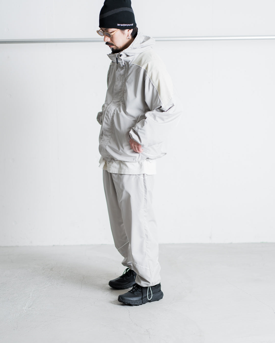 通販] CABARET POVAL Breathable Hooded Track Jackett 商品ページ