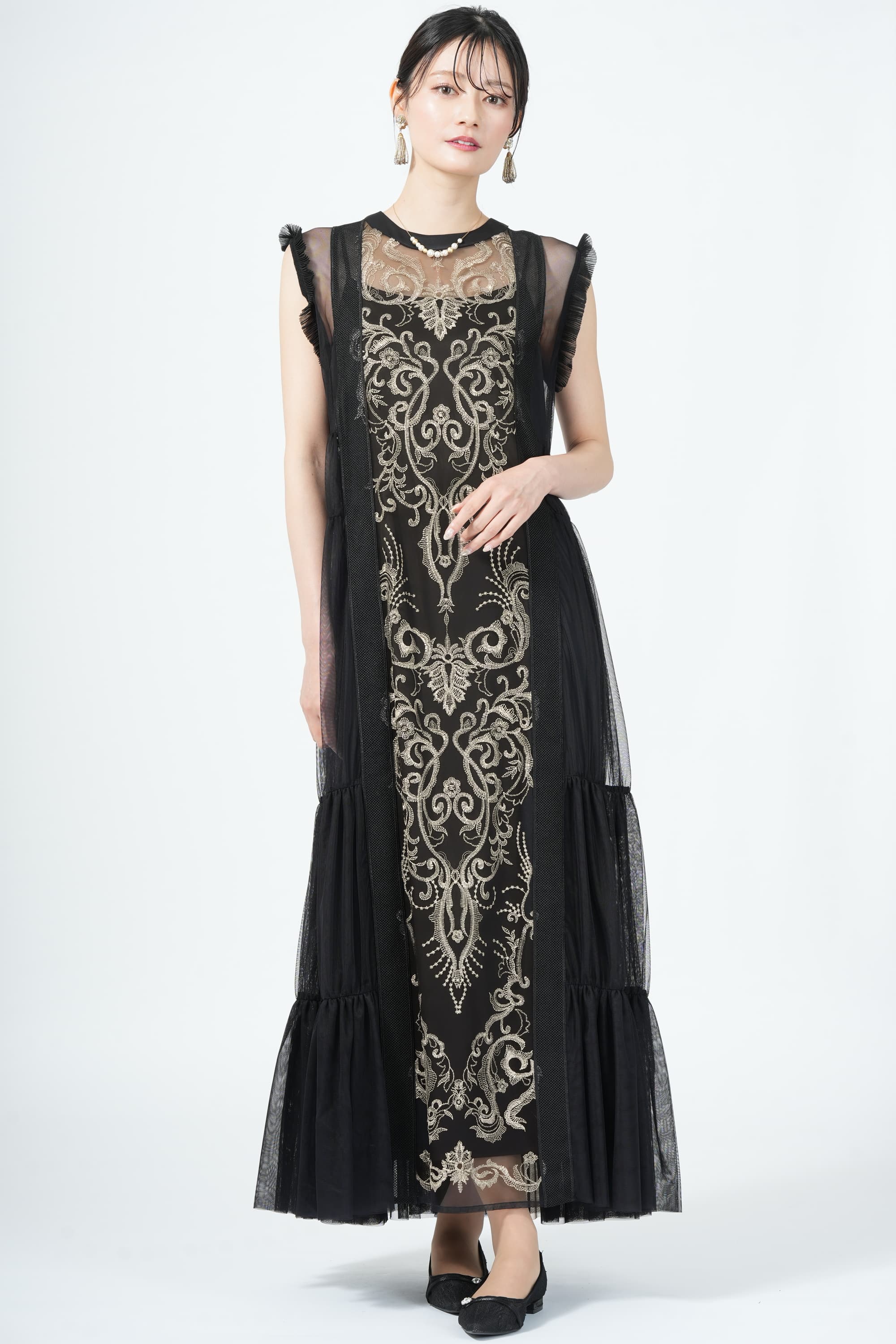 Ameri VINTAGE ダマスク柄ティアードブラックドレス (S) をレンタル