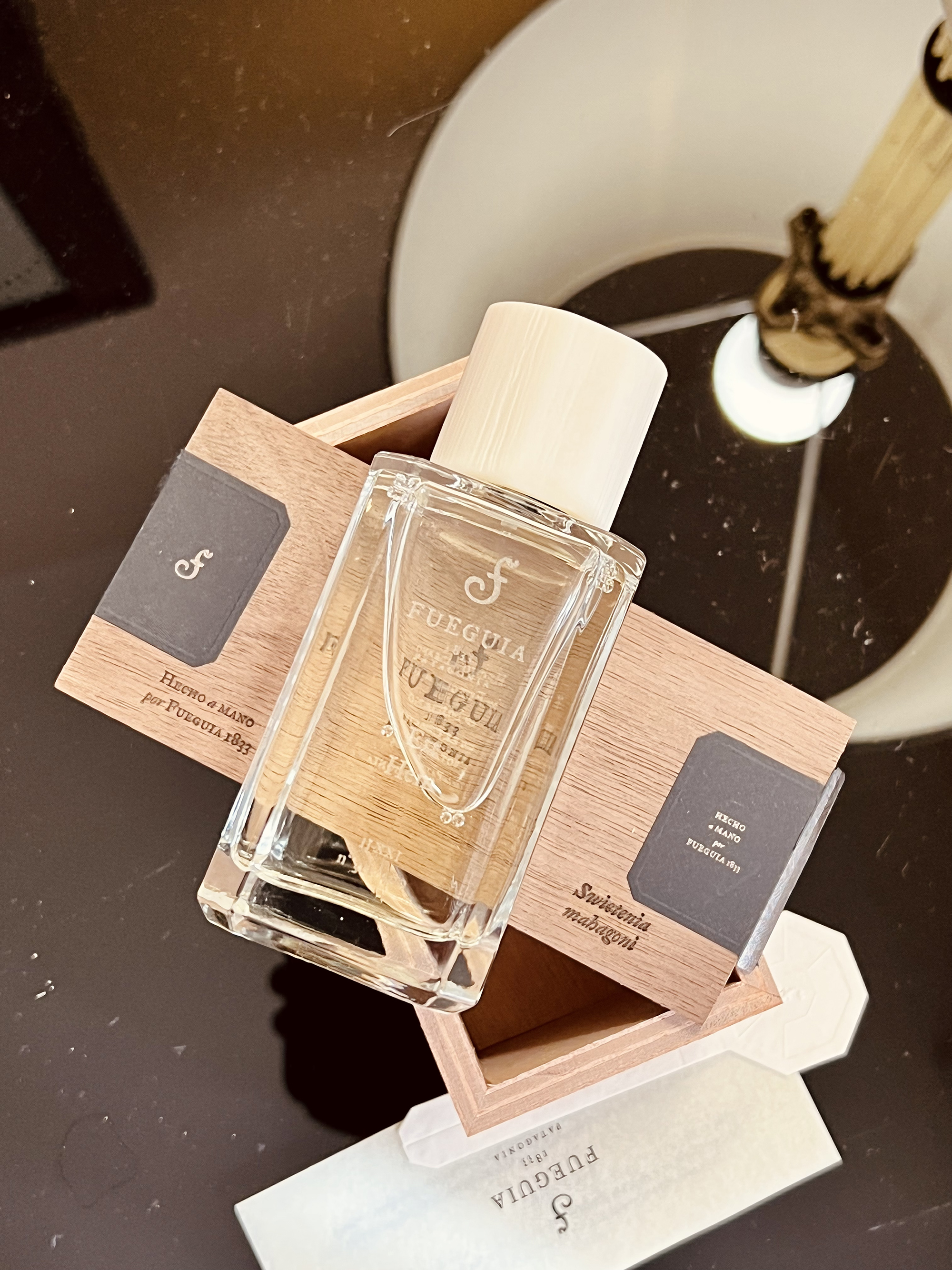 Fueguia 1833 Ett Hem — Sandalwood of Verdant Comfort ~ Fragrance