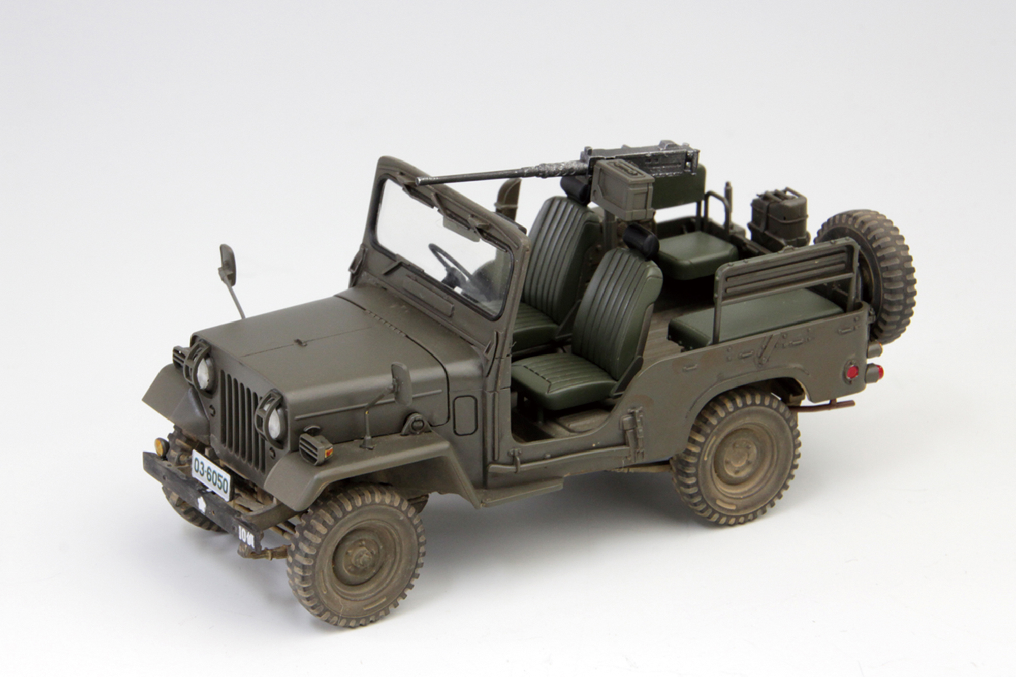 1/35 73式小型トラック(機関銃装備)_ファインモールド