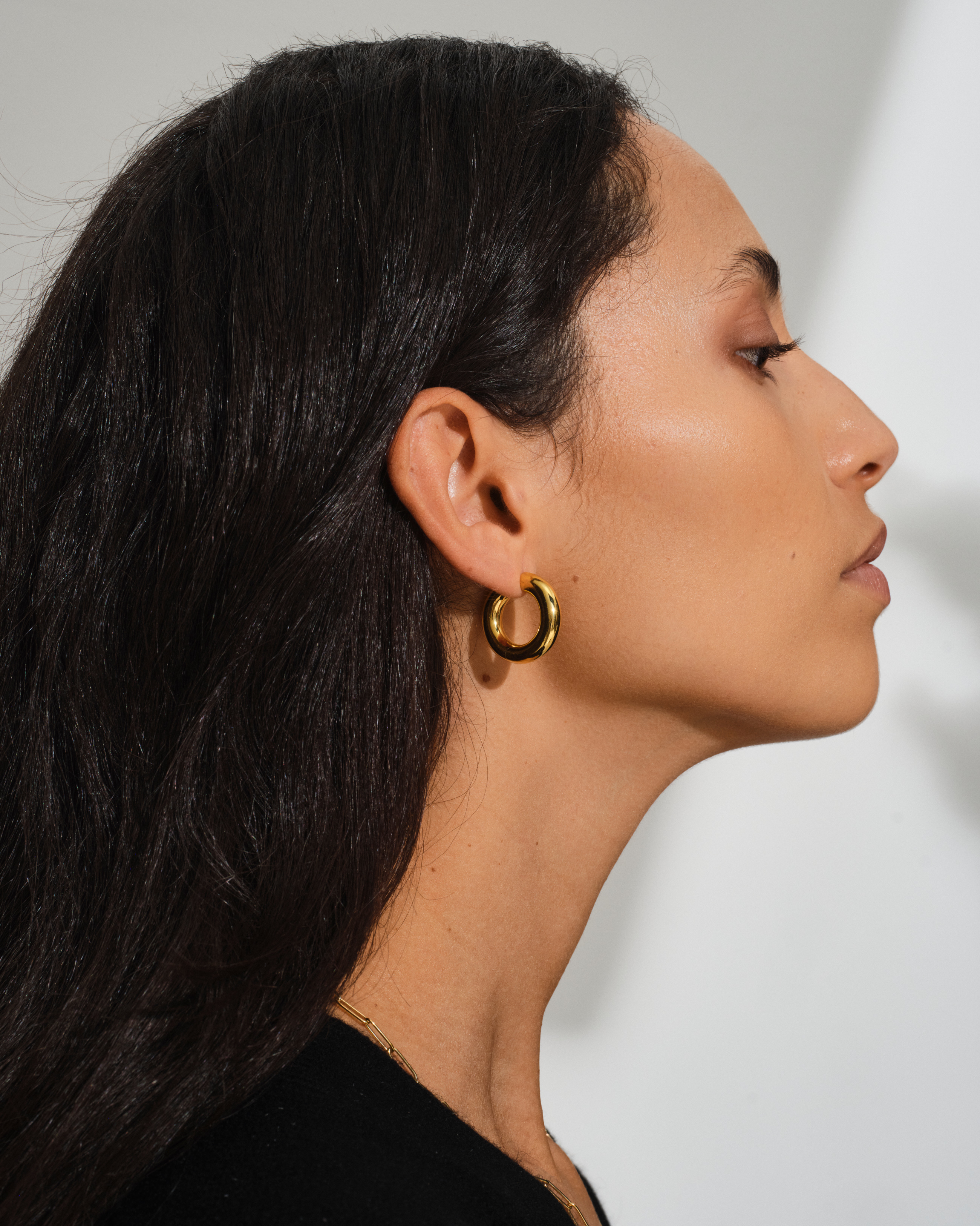 Chunky Hoops Satin Small Gold - Tom Wood Project Official Online Store