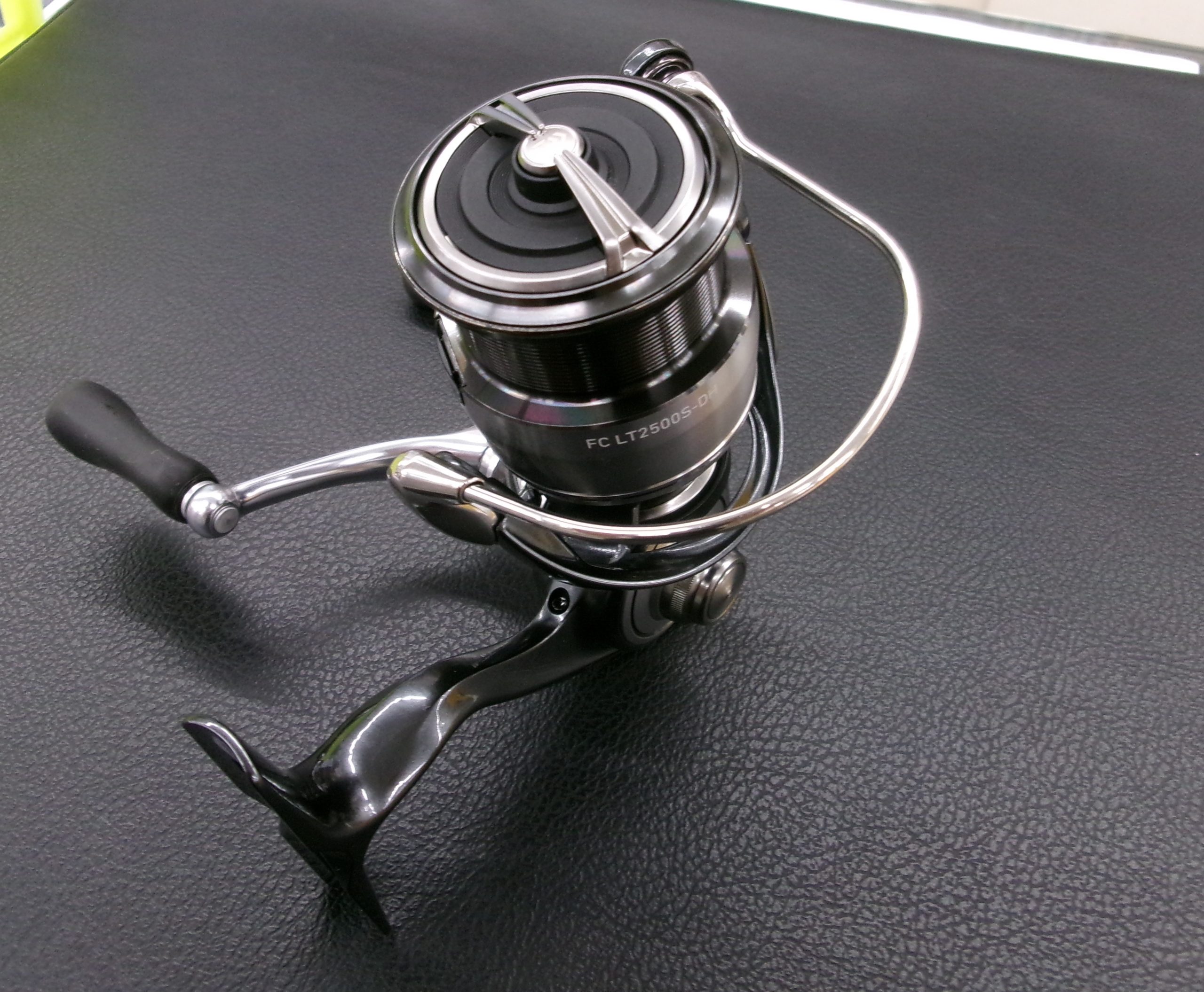 ダイワ 24セルテートFC LT2500S-DH | 長谷川釣具の通販