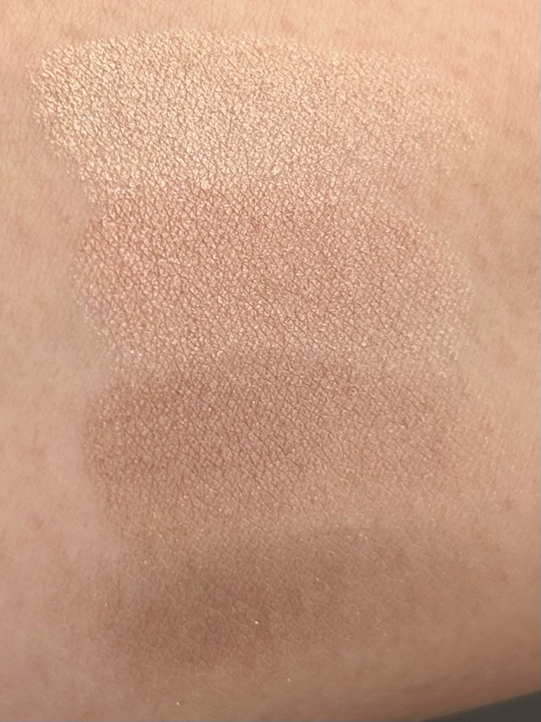 SUQQU(スック) / デザイニング カラー アイズ 01 優芍薬(YUUSHAKUYAKU