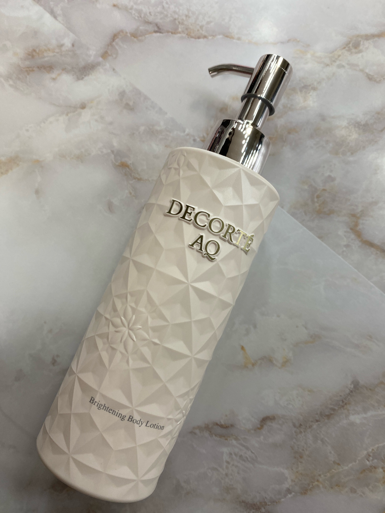 コスメデコルテ / AQ ラディアンス スムース ブライトニング ボディ