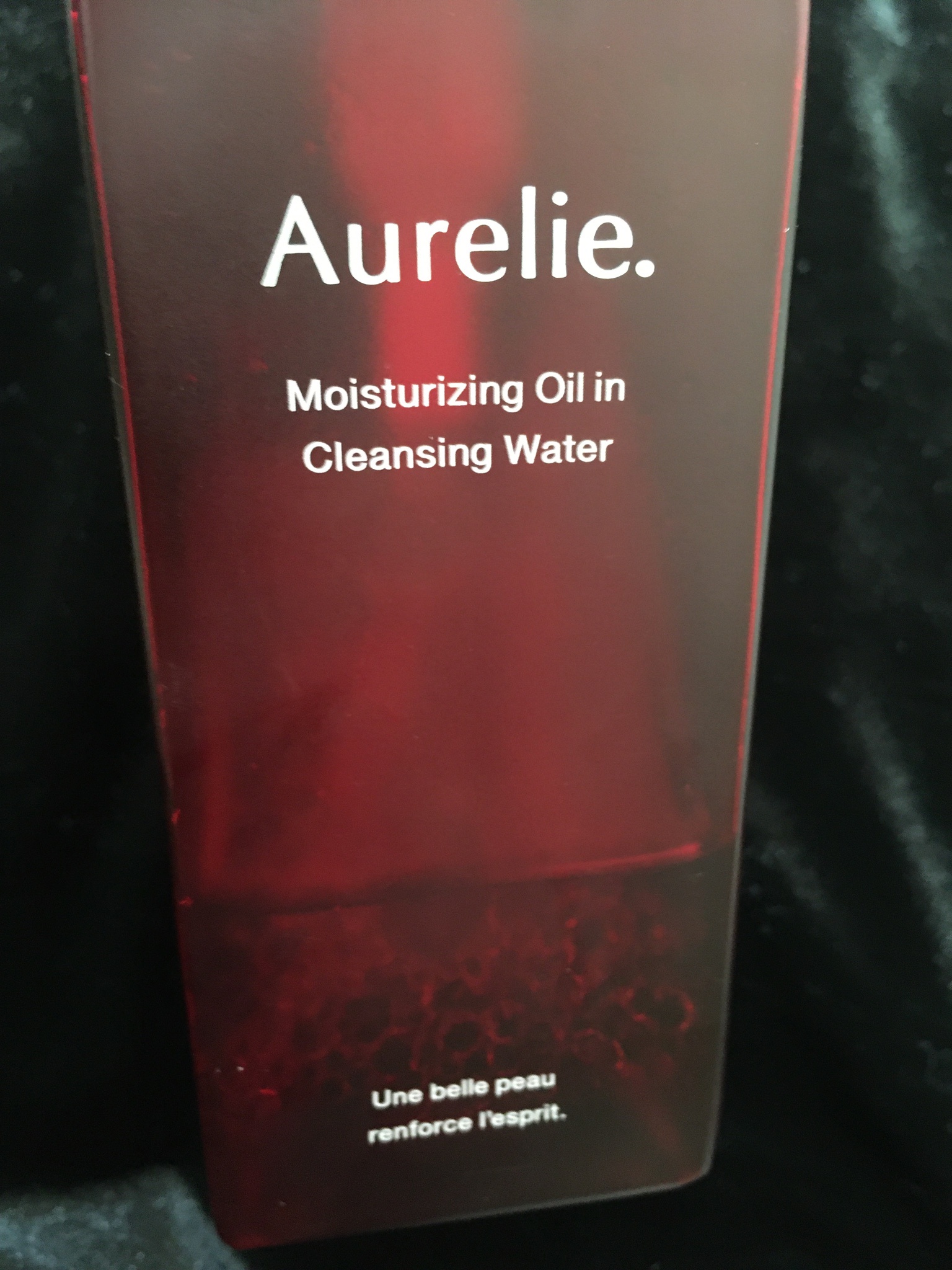 Aurelie. / モイストオイルインクレンジングウォーターの公式商品情報
