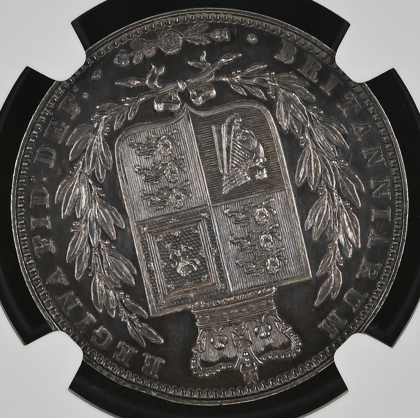 SOLD 1839年 英国🇬🇧 ヴィクトリア女王 ハーフクラウン銀貨 ヤング