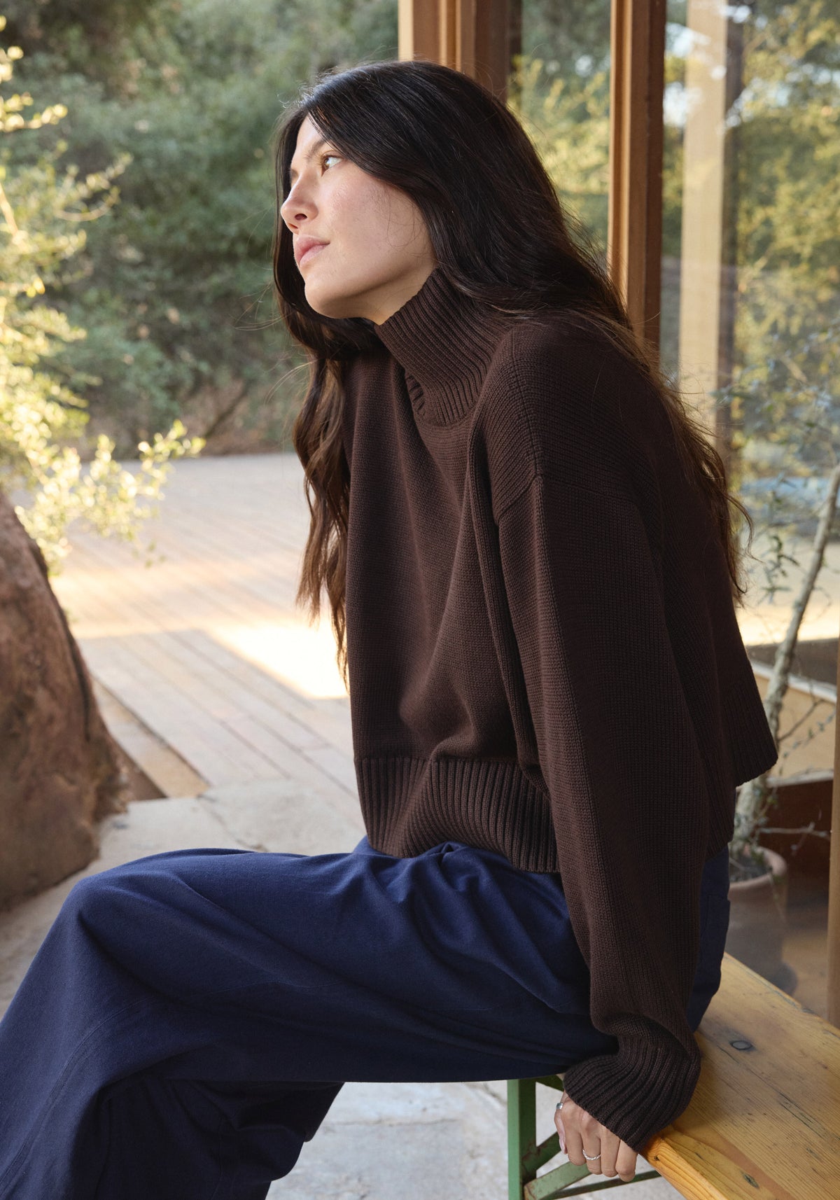 Crop Turtleneck Walnut – First Rite Clothing