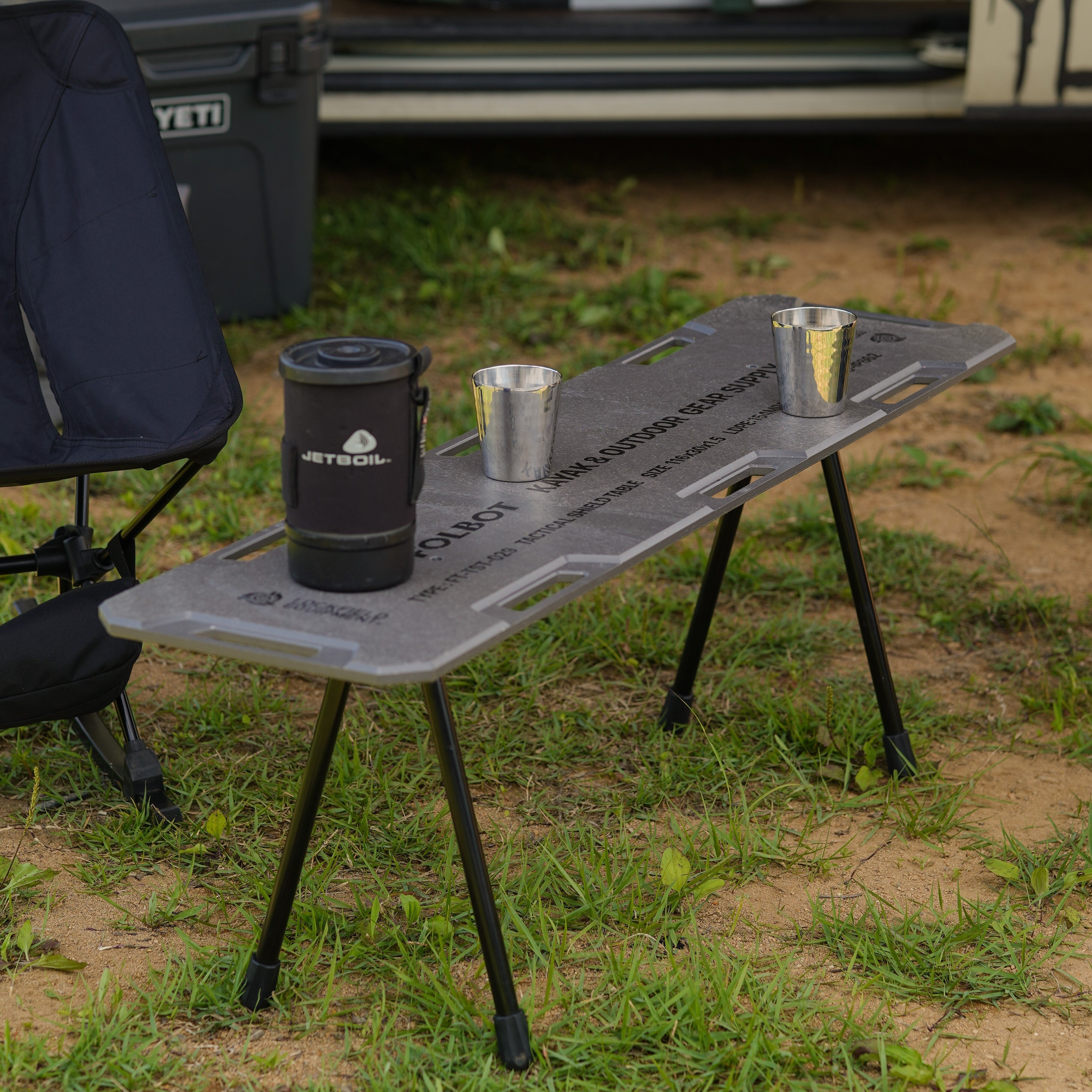 TACTICAL SHIELD TABLE – FOLBOT