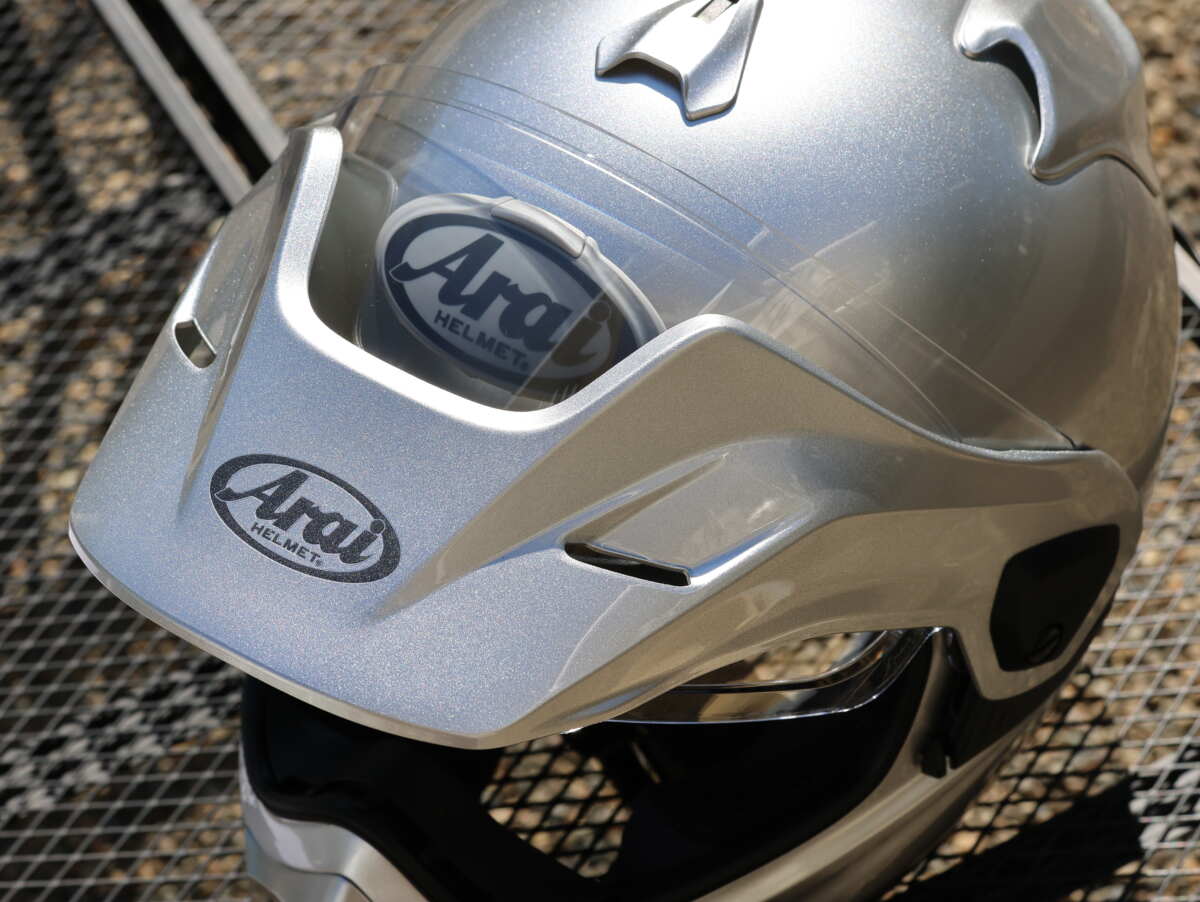 アライの新型アドベンチャーヘルメット『ツアークロスV