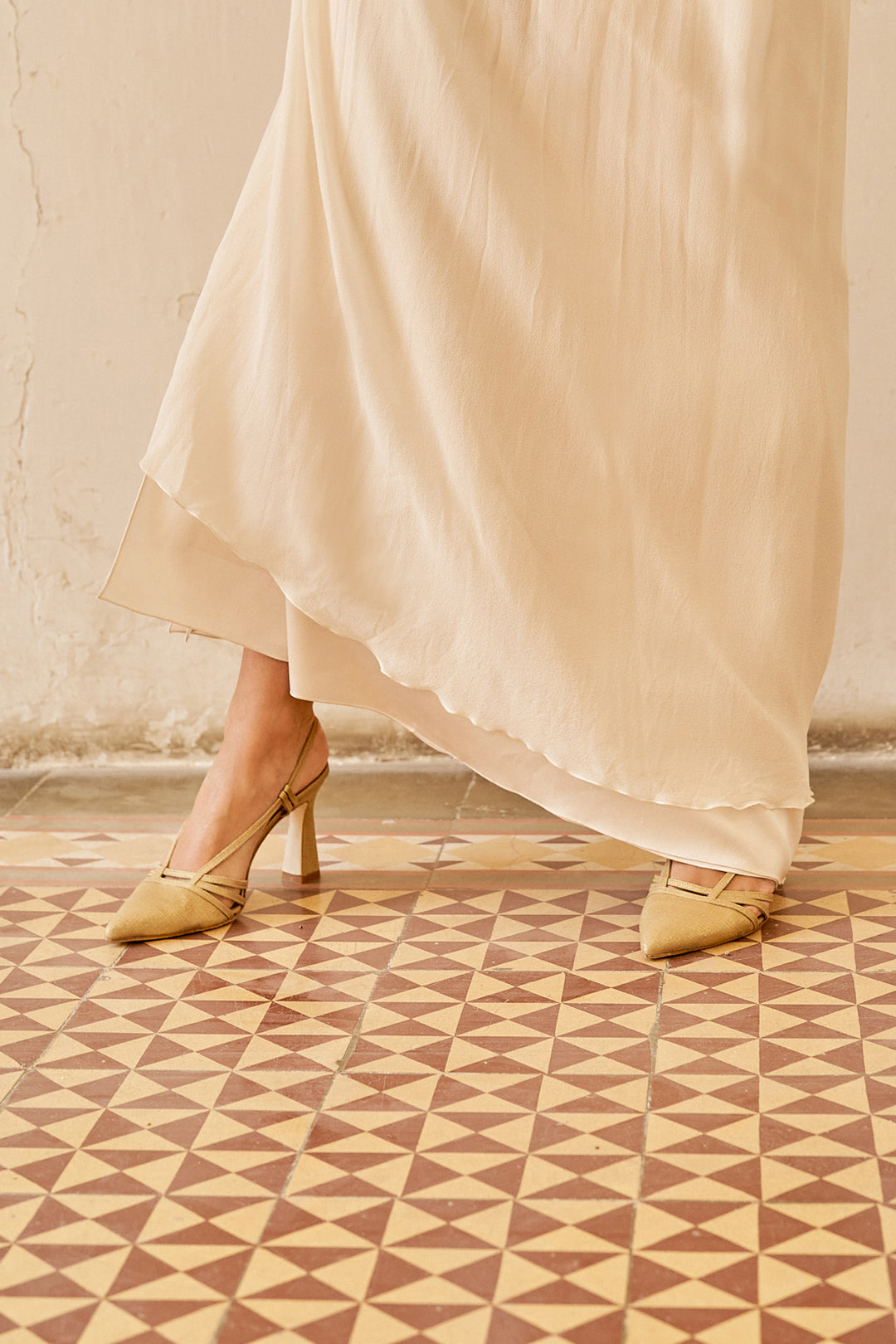 flordeasoka | DAHL 9 GOLD | Gold bridal shoes