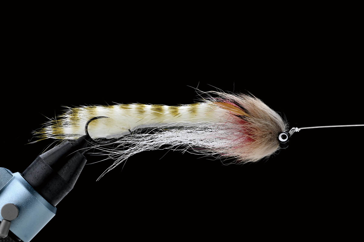 Local Flies01 ：北海道の本流用フライ | FLY FINDER | FlyFisher