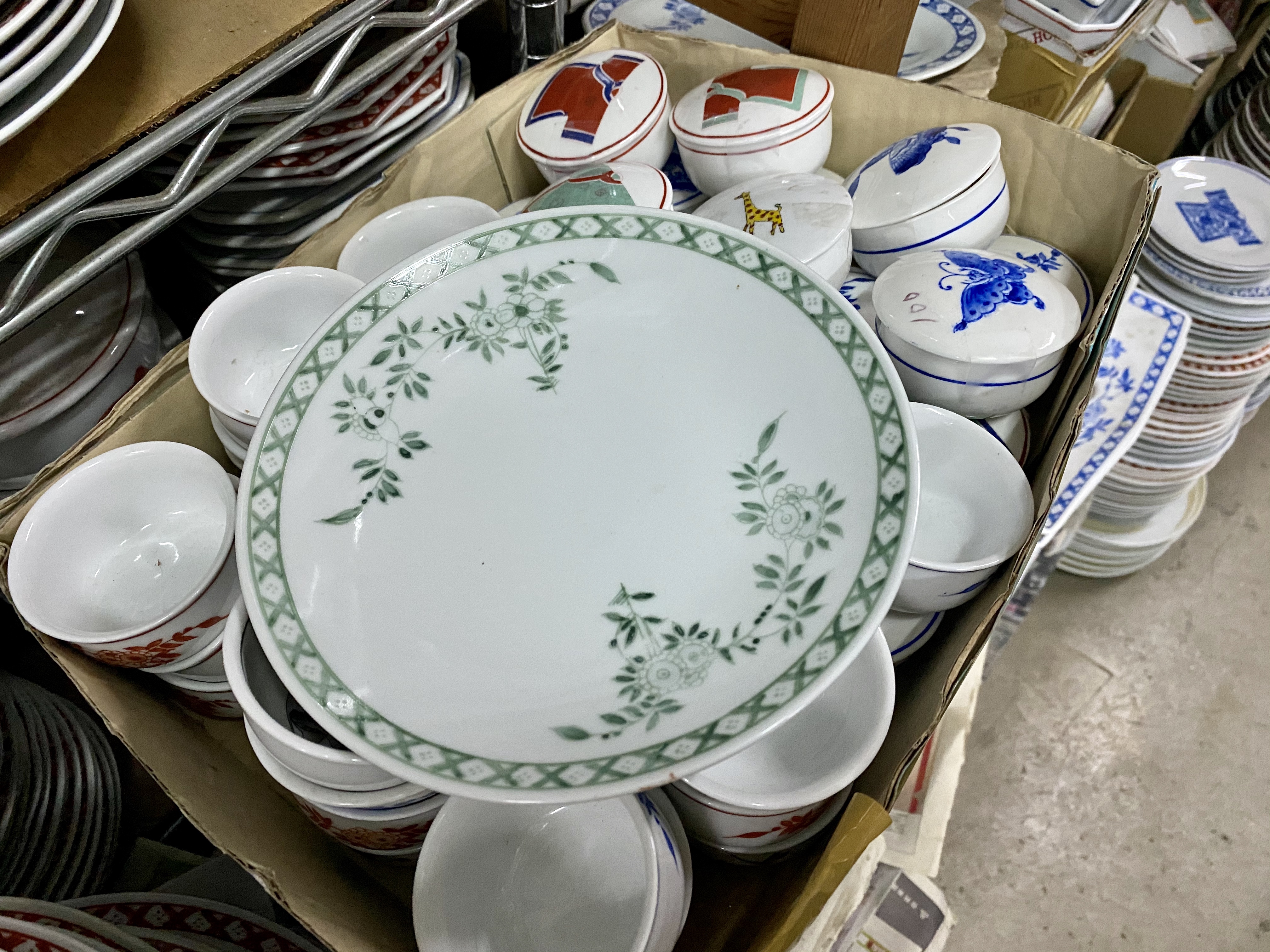 ザ ペニンシュラホテル香港の陶器灰皿 6枚 ザ ペニンシュラホテル香港