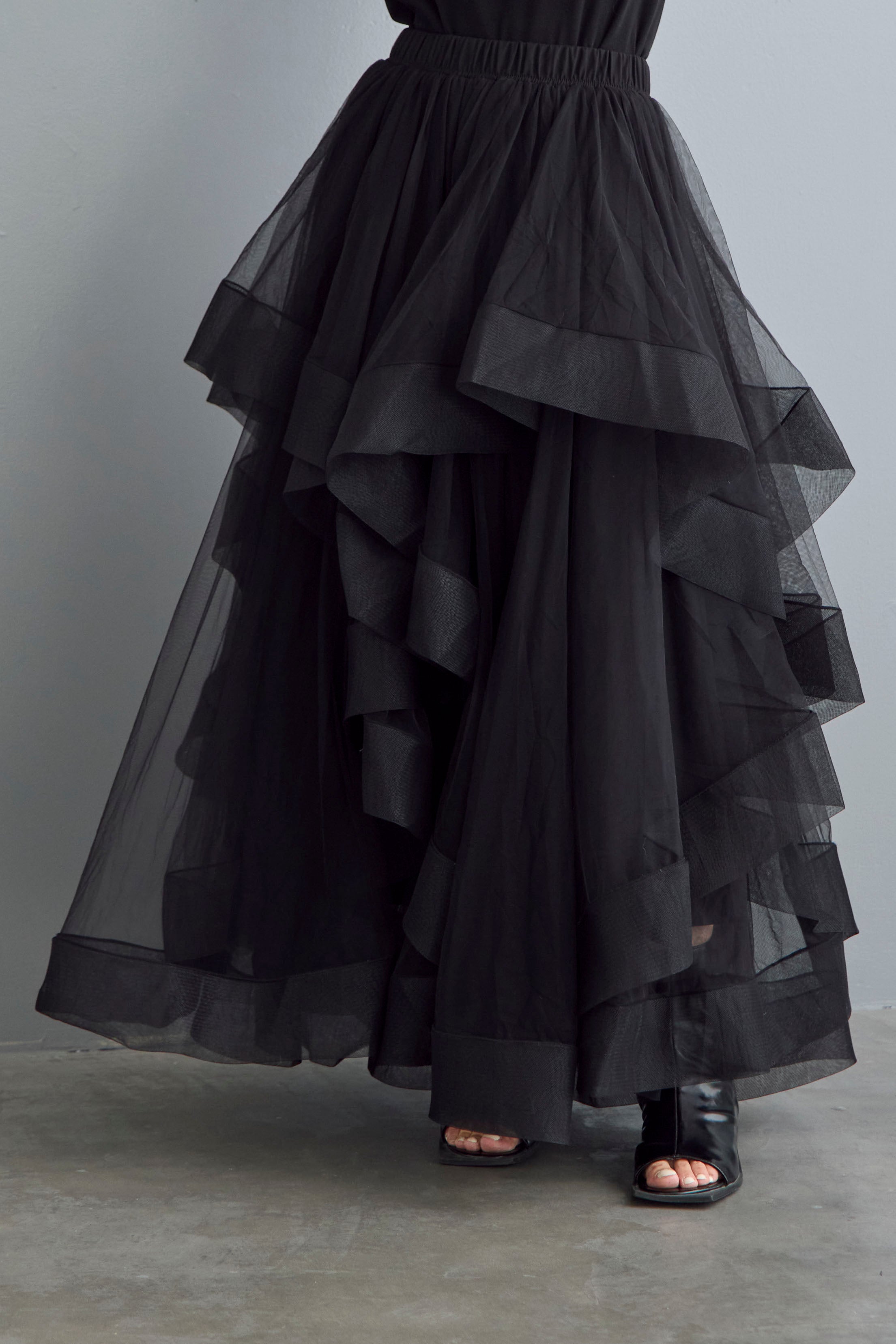 予約]ランダムフリルティアードボリュームスカート – Frene