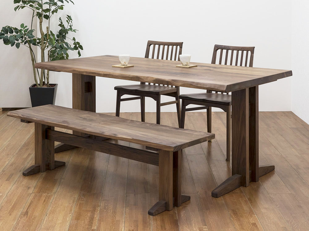 優しい風合いのウォールナットの2本脚のダイニングテーブル | 頑固おやじ