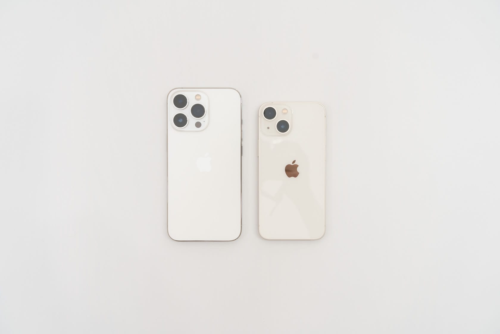 腹*長様 Apple iPhone 13 128gb ホワイト スターライト 本 Apple