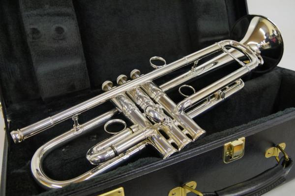 C.G. Conn Vintage One トランペットツートーン仕上げ C.G.Conn
