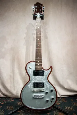 Tune Zephyr ZMT-175 Metal Front エレキギター - 楽器の買取屋さん
