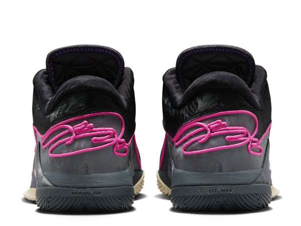 レブロン・ジェームズ 最新シグネチャーモデル『NIKE LeBron XXII