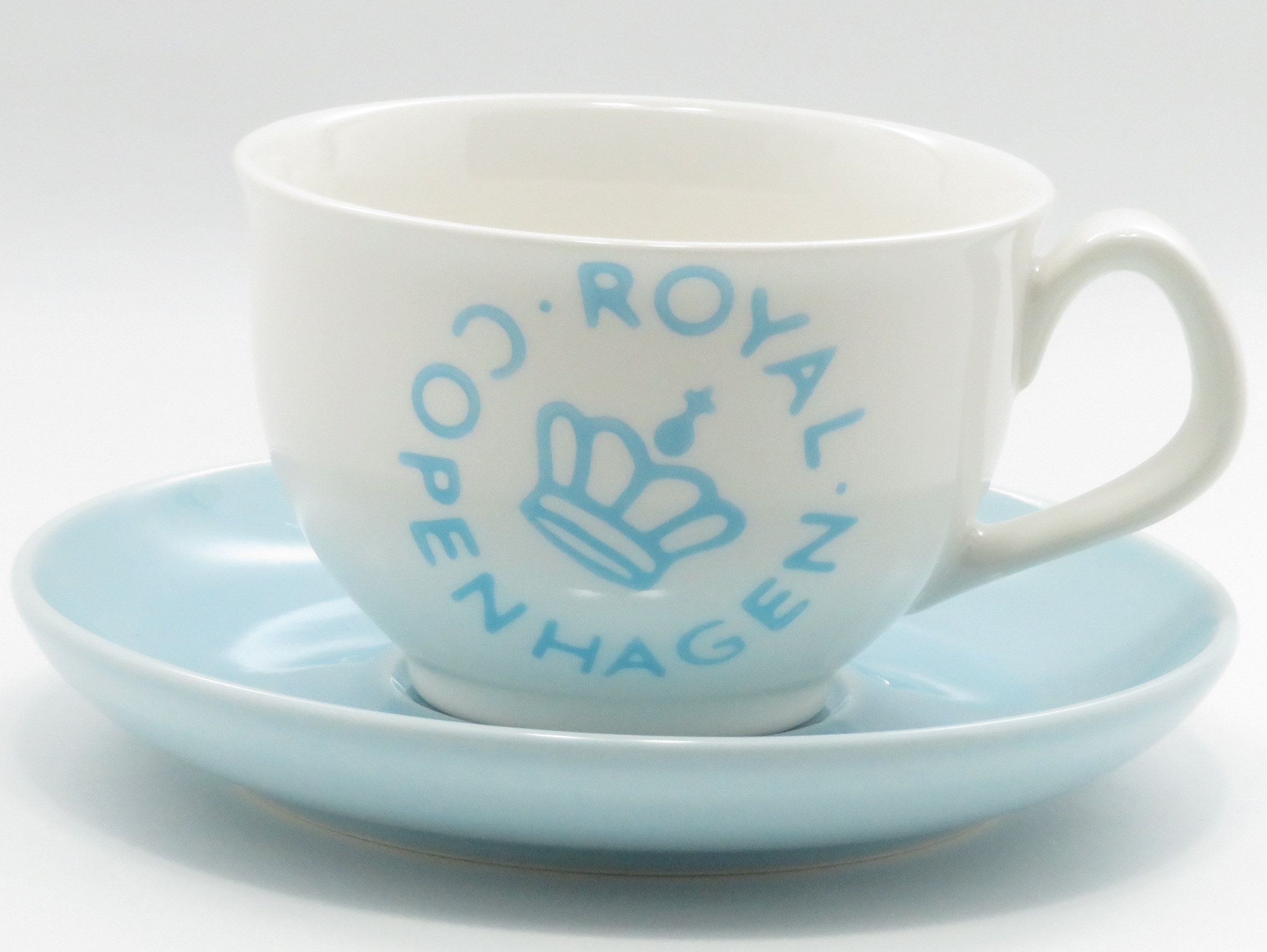 ロイヤルコペンハーゲンのニューシグネチャーとシグネチャーは全くの別物？