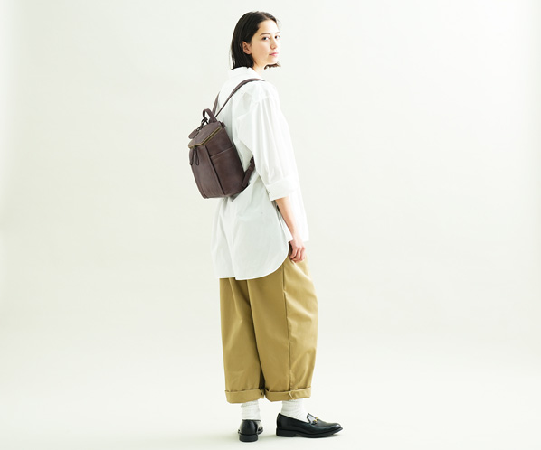 ゴートベーシック コンパクトリュック｜商品一覧 | 革財布、バッグの