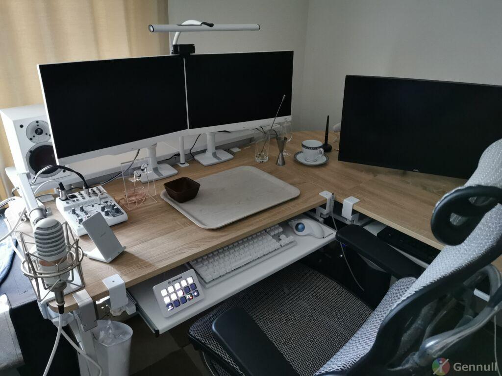 デスクの奥行きを拡張！「Bauhutte（バウヒュッテ） エクステンション