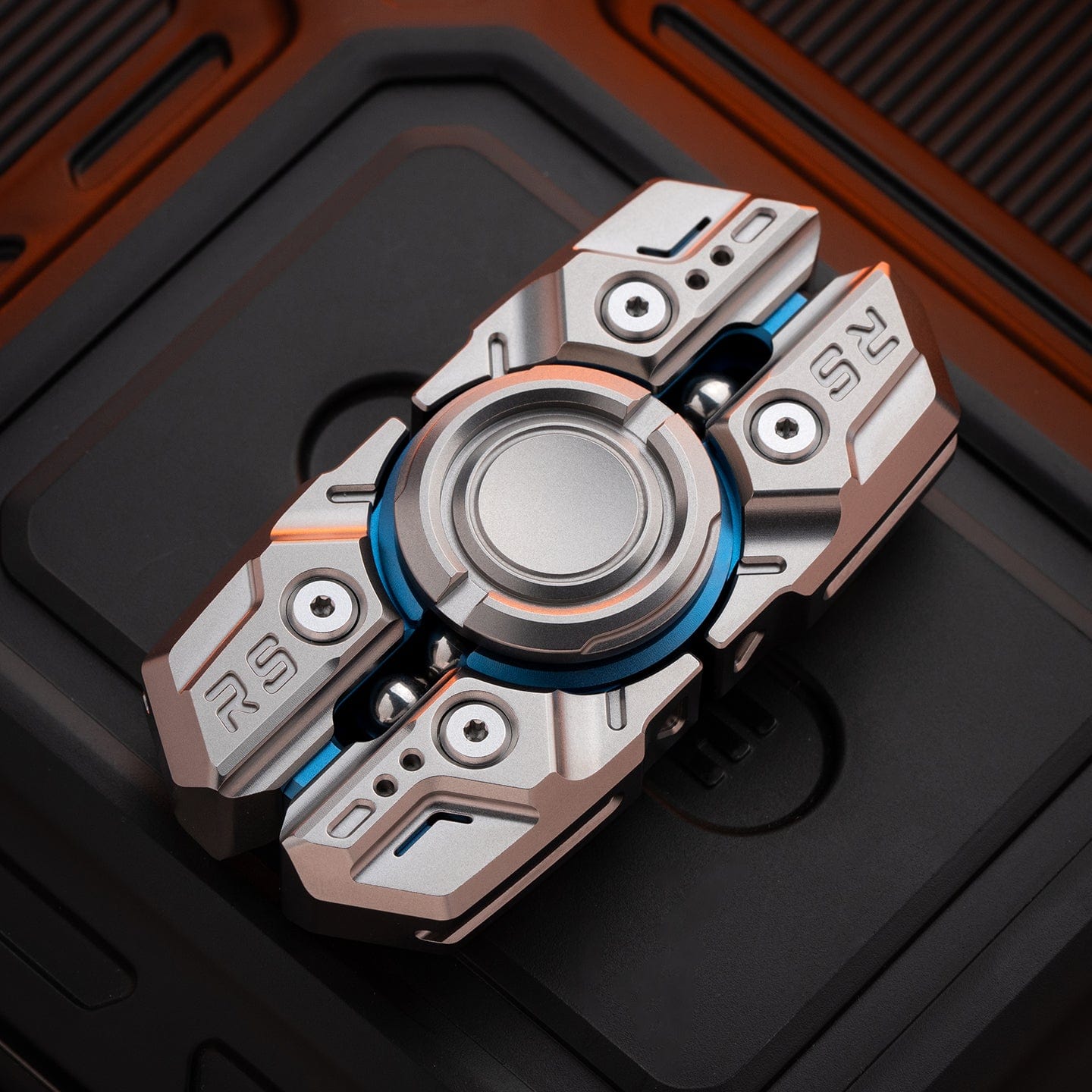 MACKIE, Star Ship 2.0, Fidget Spinner