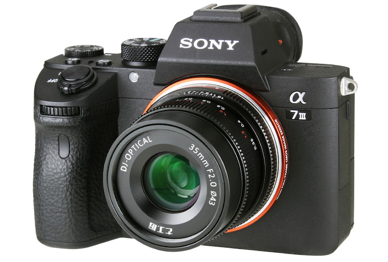 個性的な描写が楽しめる「7Artisans 35mm F2」に2万円台の新マウント