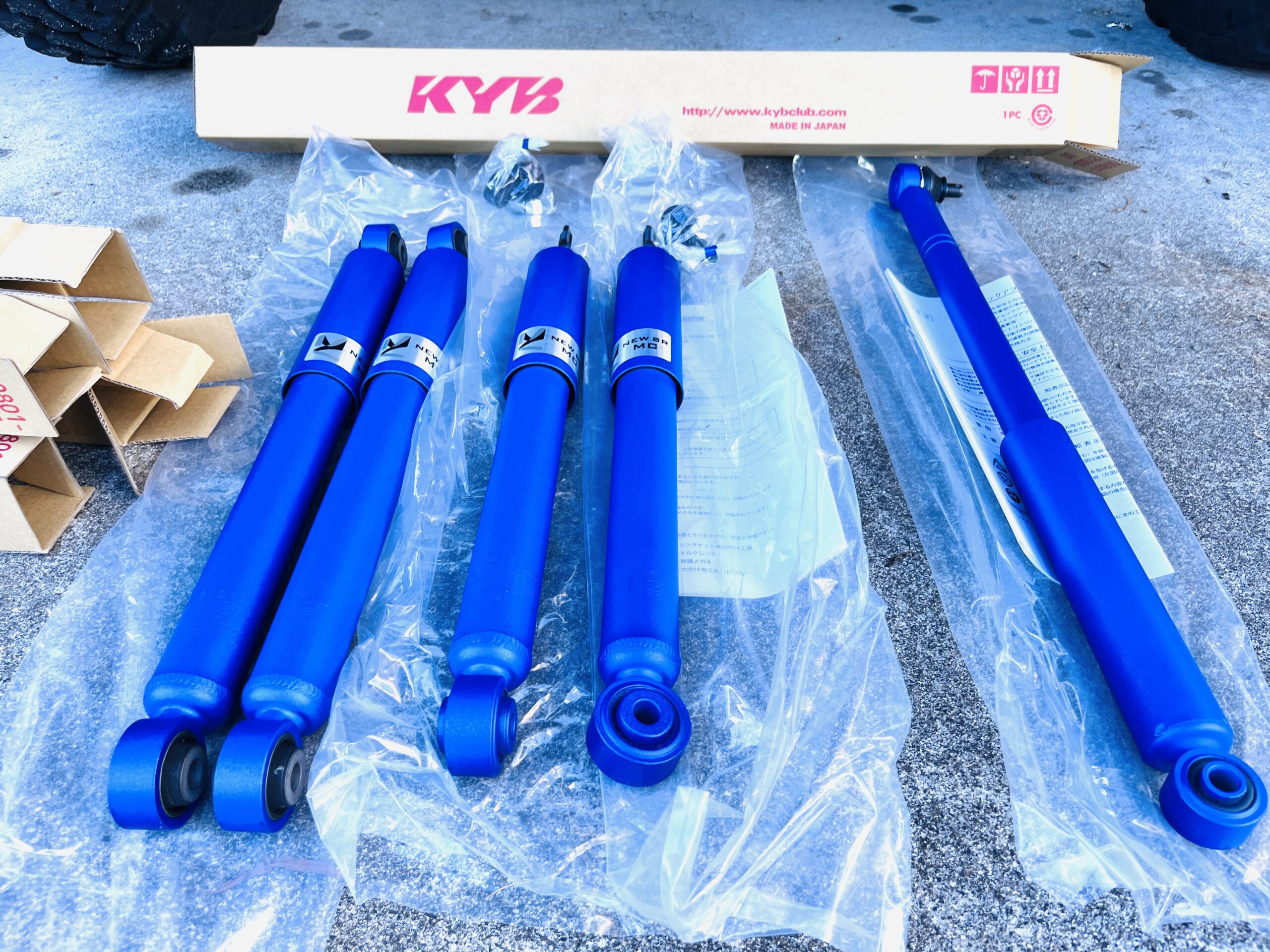 JB64ジムニー☆KYBショックアブソーバーNEW SR MC☆ステアリングダンパー
