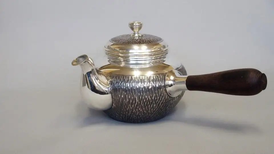 銀製 湯沸(槌目) 4寸/5寸 ｜ 内藤銀器製作所