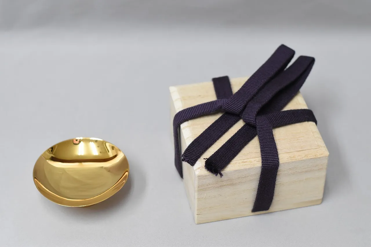 純金製 盃 ｜ 内藤銀器製作所