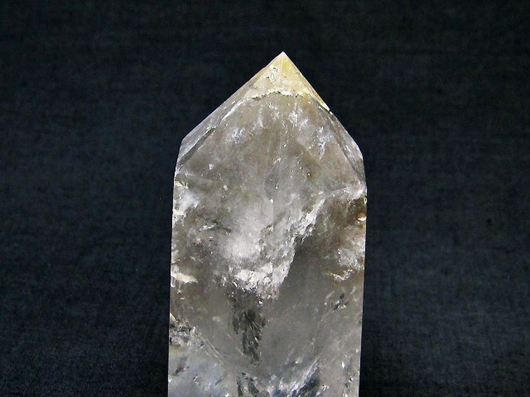 ガーデン水晶六角柱[T577-3737]