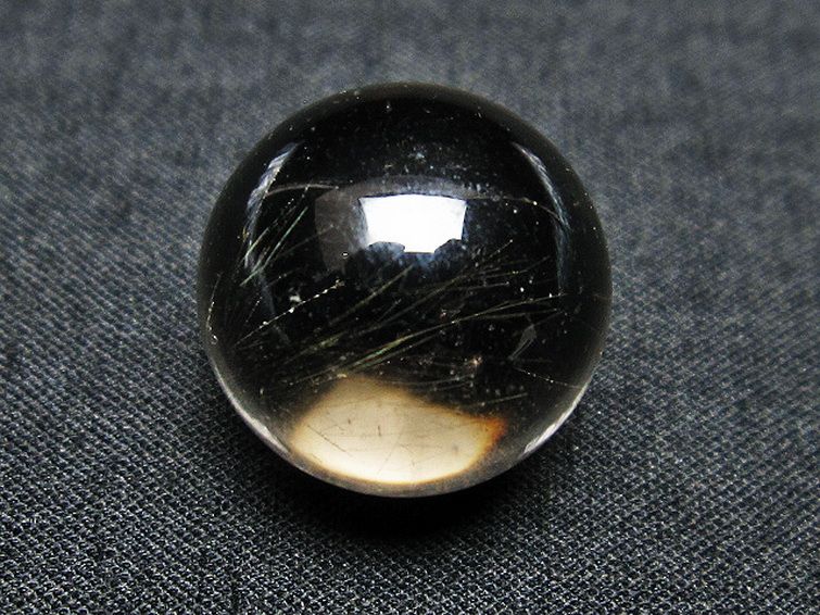 ルチル入り水晶丸玉17mm[T318-4760]