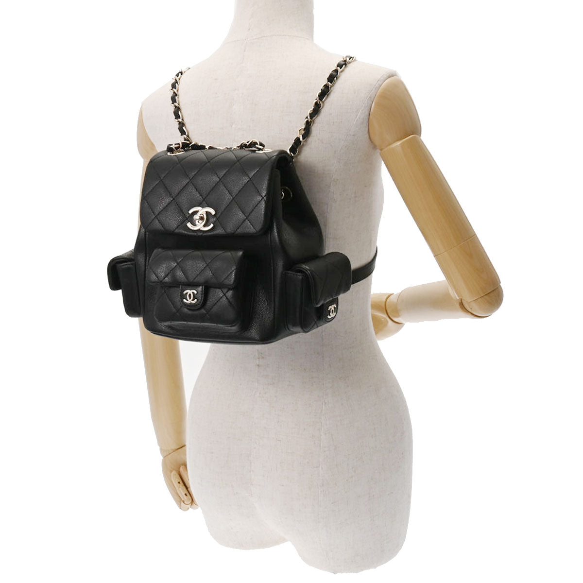 シャネルバックパック 黒 シルバー金具 レディース リュック