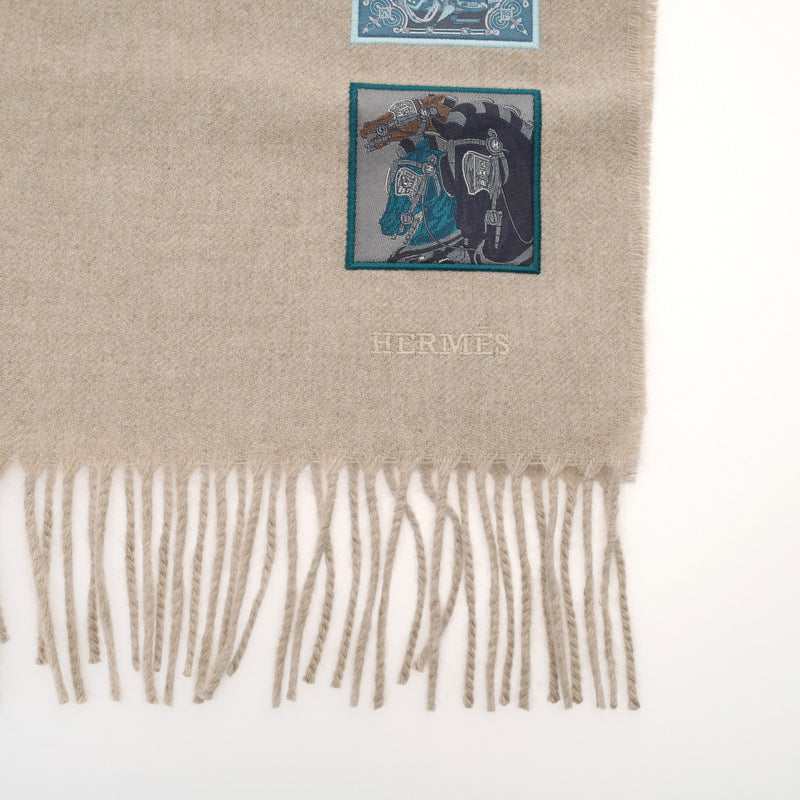 エルメスバッジソワ ワッペン グレージュ系 メンズ カシミヤ マフラー