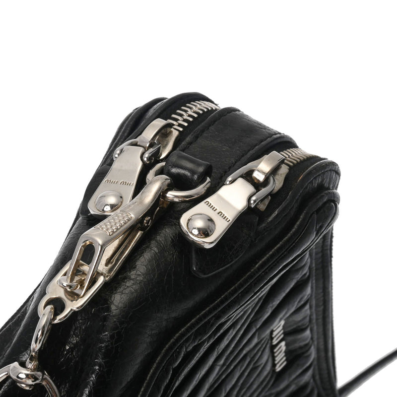 ミュウミュウマテラッセ 黒 シルバー金具 レディース レザー