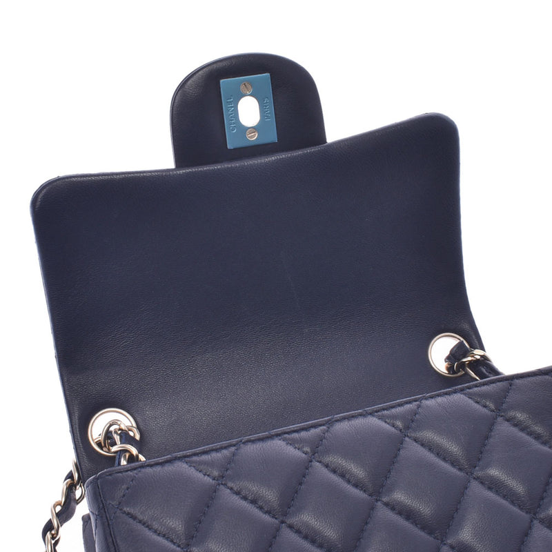 シャネルミニマトラッセ チェーンショルダーバッグ 紺 ゴールド金具