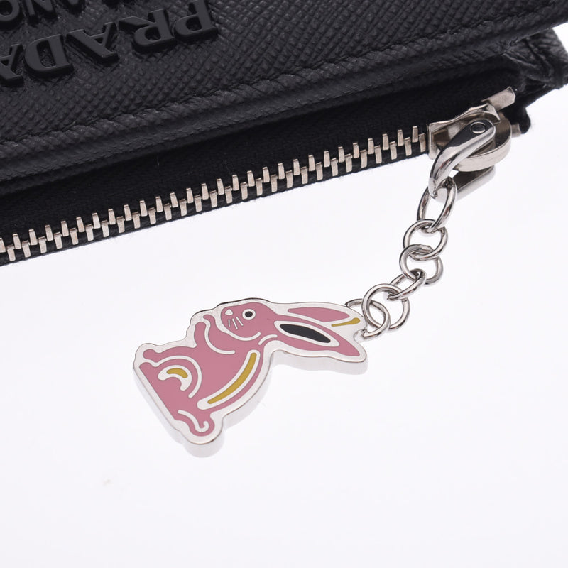 プラダコンパクトウォレット ウサギチャーム 黒 レディース 二つ折り