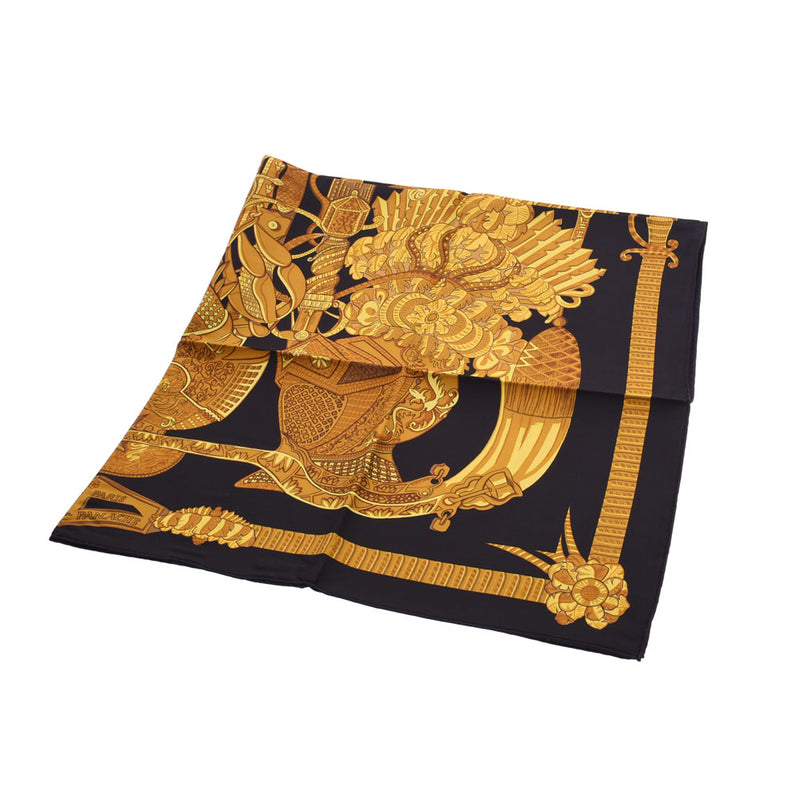 エルメス仮面柄 90×90cm 黒/ゴールド系 ユニセックス スカーフ HERMES