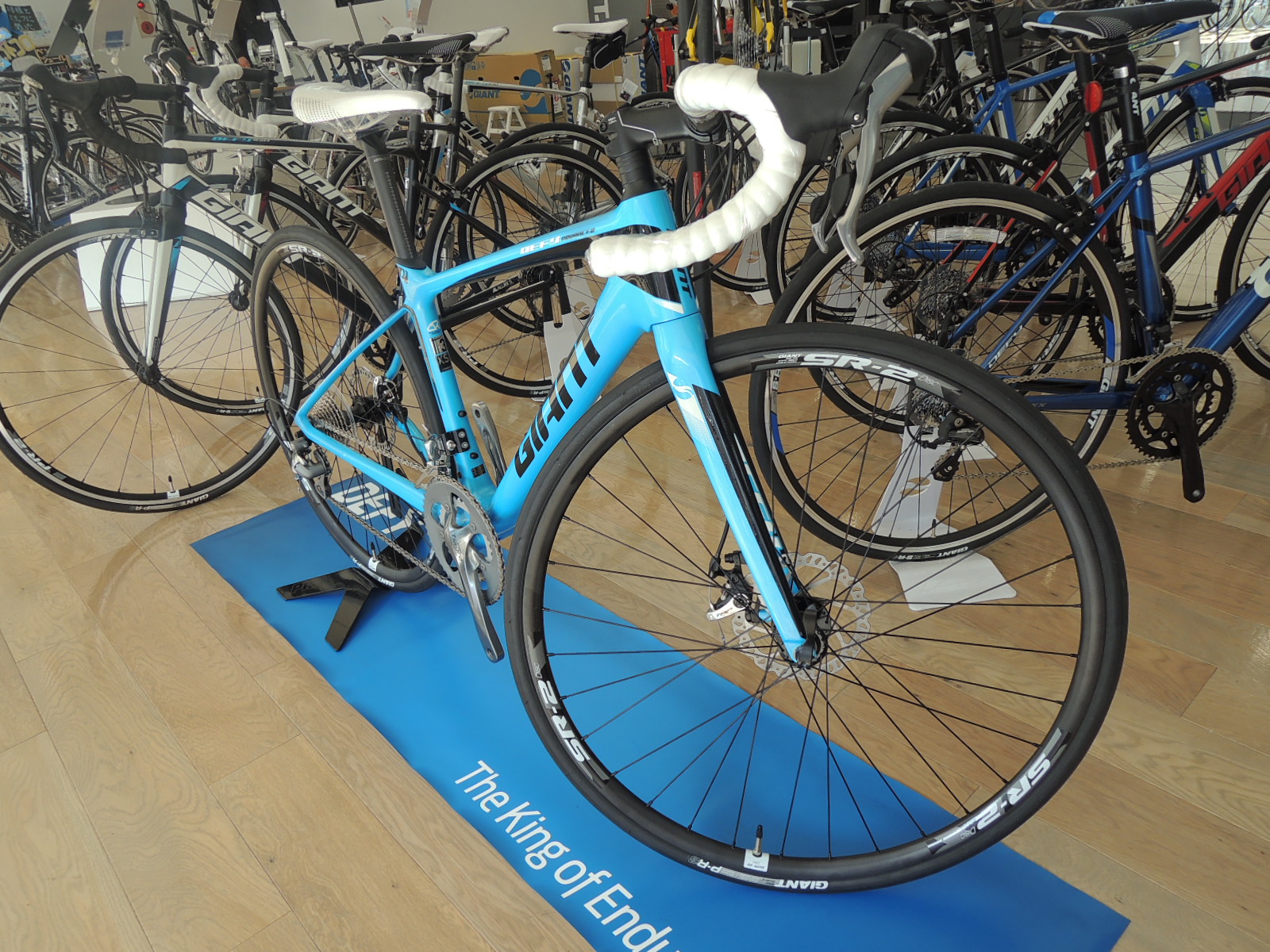 DEFY ADVANCED 3 XSサイズの入荷です。 ｜ ジャイアントストア神戸