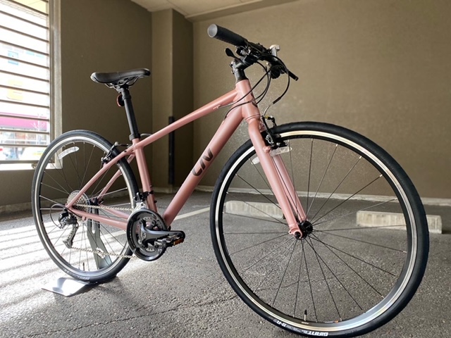 歩*橋様 300円スタート売切り！liv ESCAPE RW クロスバイクXSサ GIANT