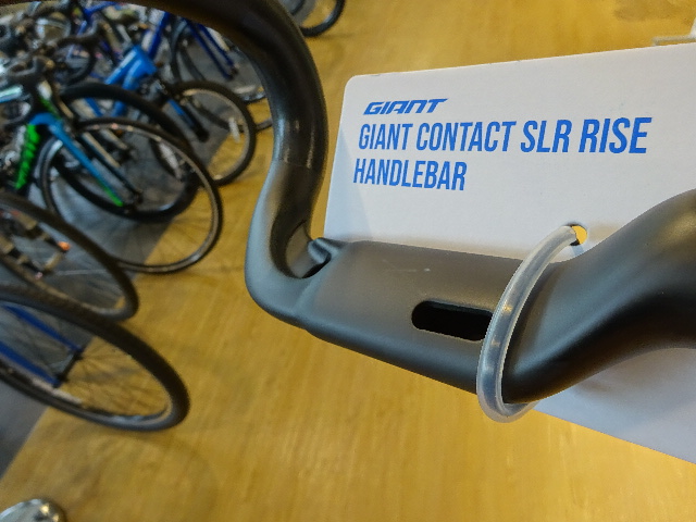 アップライトなポジションに対応！ CONTACT SLR RISER DROP