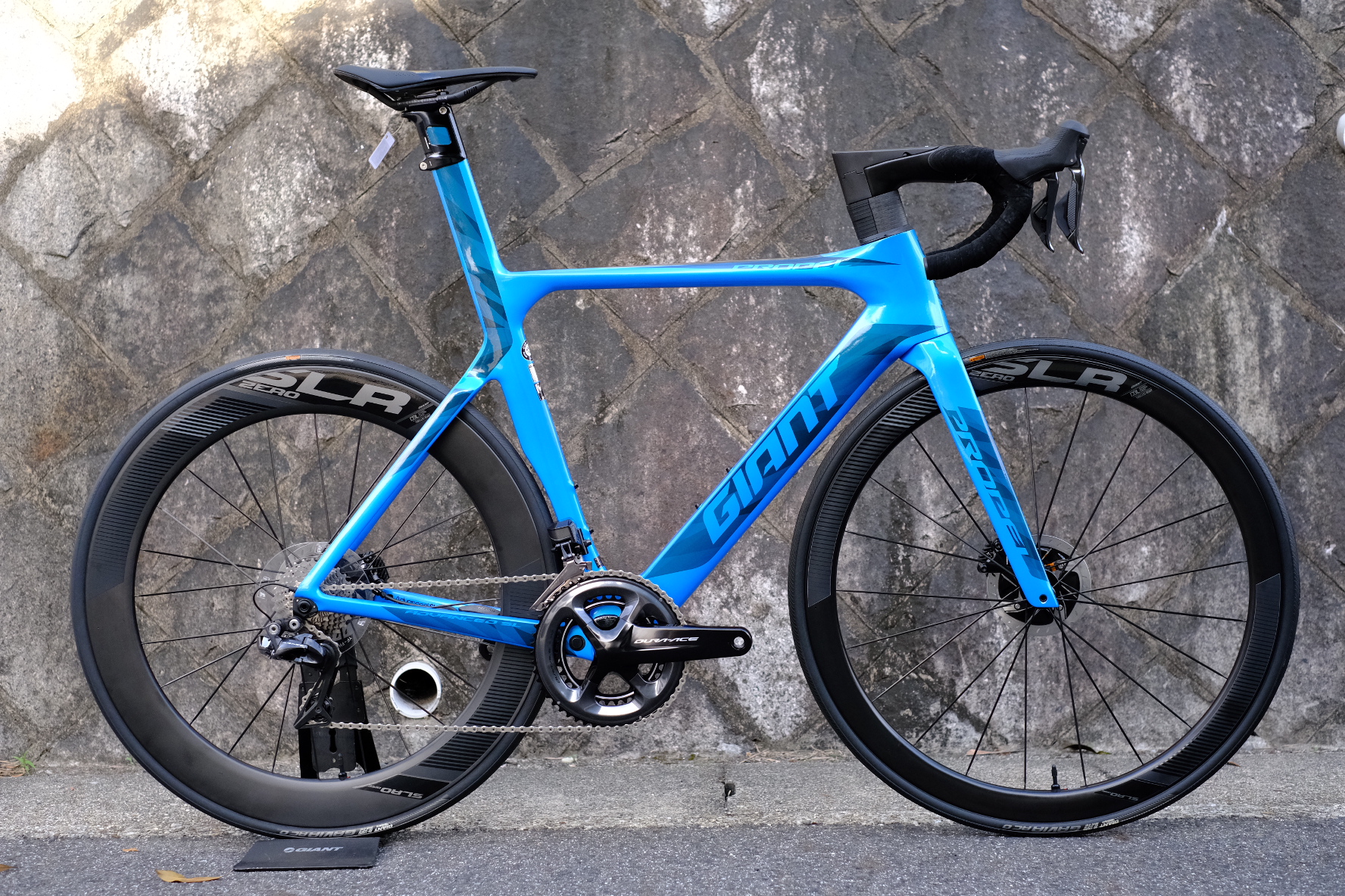 GIANT史上最高のエアロダイナミクス。PROPEL ADVANCED SL DISCシリーズ