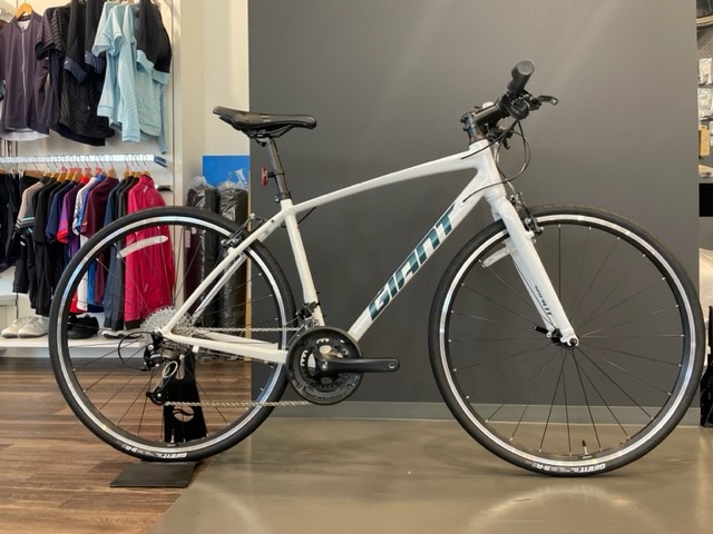 入荷情報(2023年 ESCAPE RX 3・ ESCAPE R3) ｜ ジャイアントストア岡山