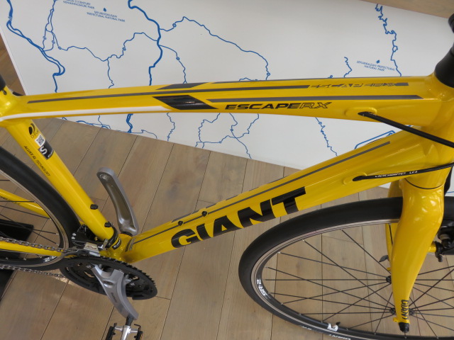 2017年NEWモデル「ESCAPE RX2」店頭に揃いました☆ ｜ ジャイアント