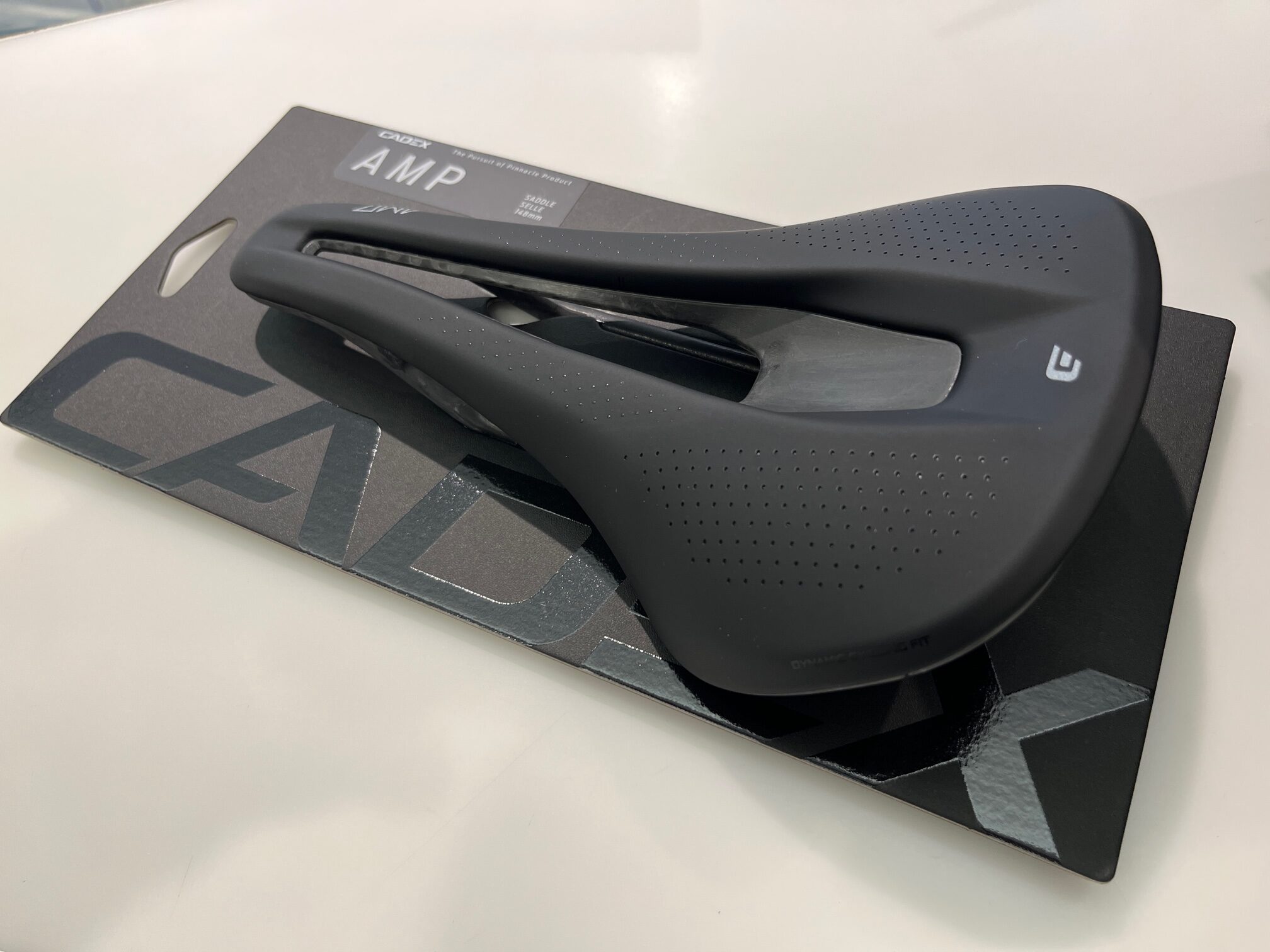 CADEX NEWサドル CADEX AMP 入荷しました!! ｜ ジャイアントストア二子玉川