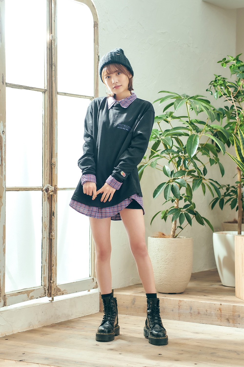 JUGLANS | 松永有紗 × Fruit of the Loom
