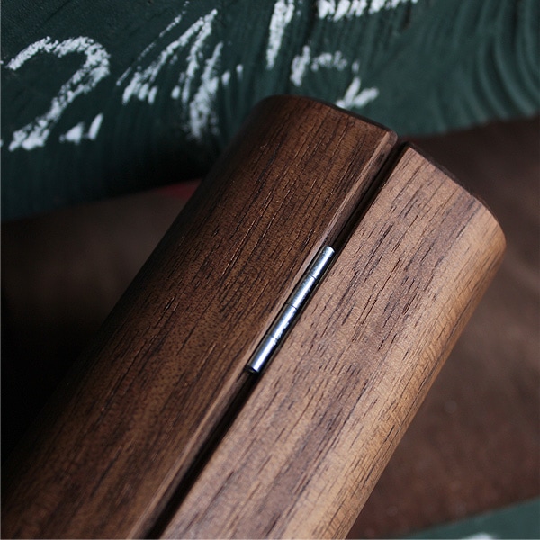 GlassesCase Classy」木のぬくもりで覆うおしゃれな木製メガネケース