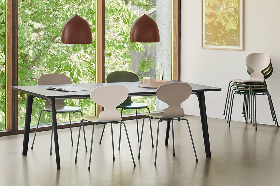 Ant chair Colored Ash（アントチェア カラードアッシュ）/ FRITZ